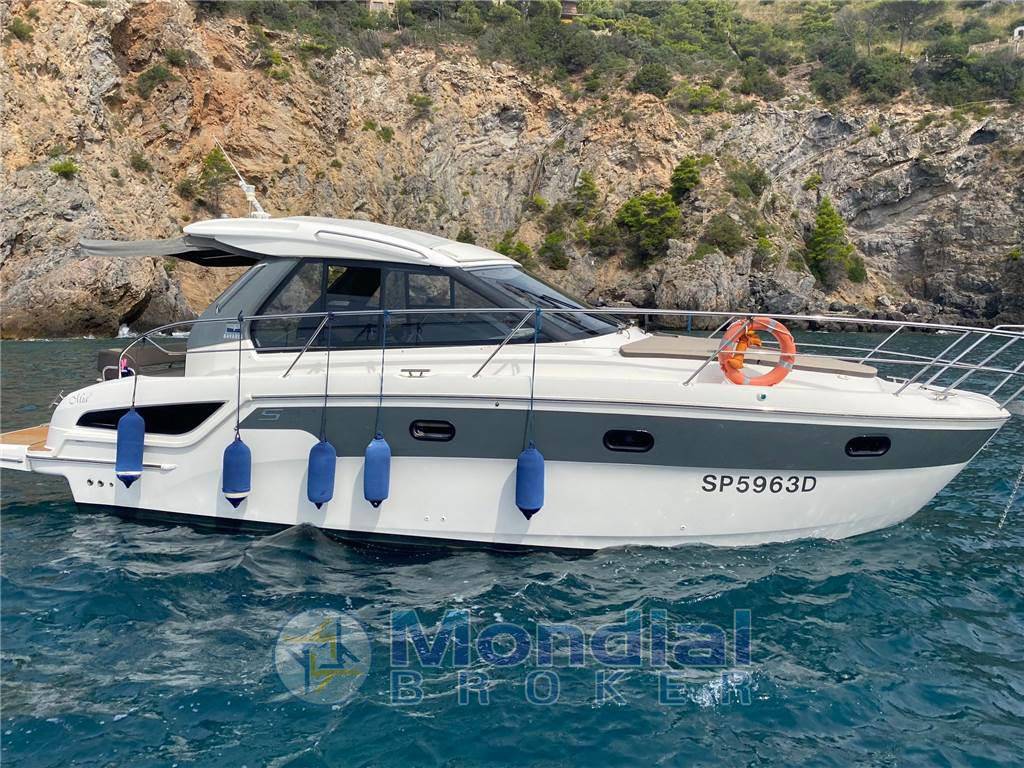 Bavaria S 33 hard top
