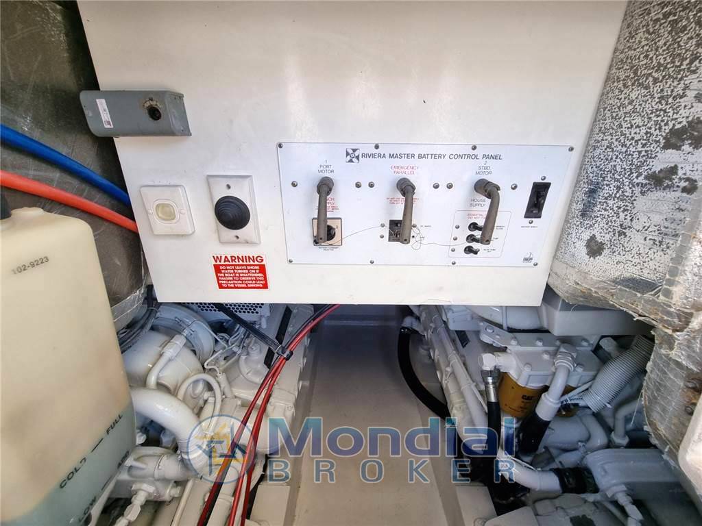 Riviera marine 43 flybridge