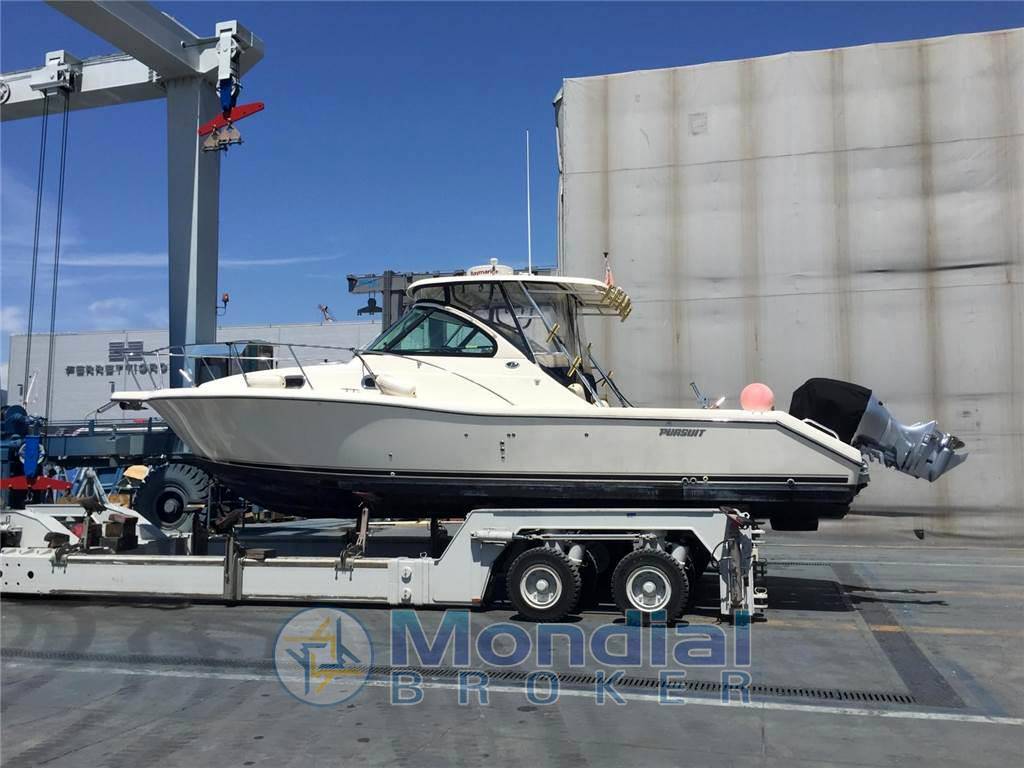 Pursuit 3370 offhore