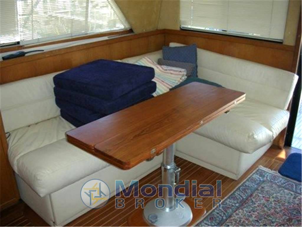Bertram yacht 37' convertible