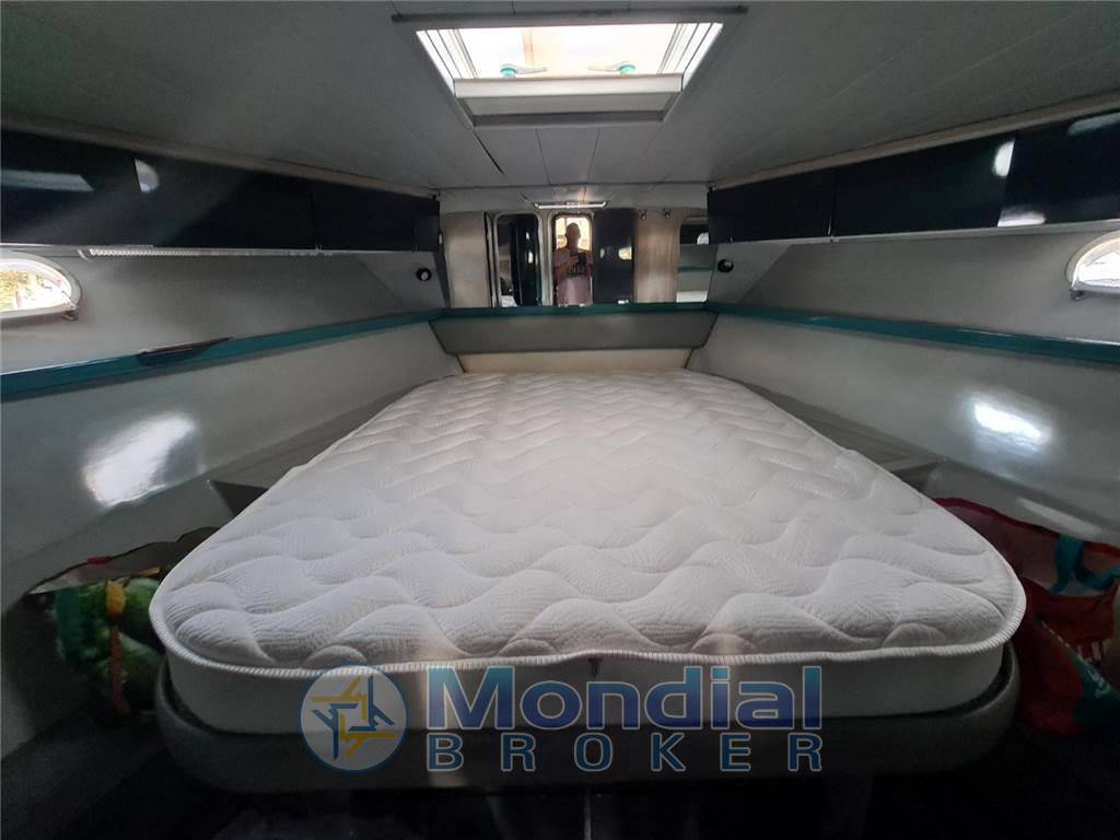 Ferretti yachts Altura 46 ̸ 49