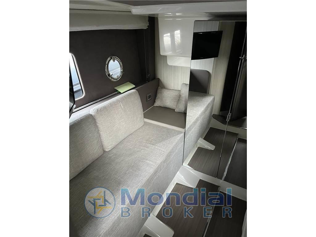Cranchi M44 ht