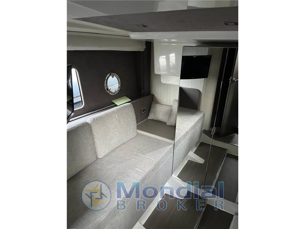 Cranchi M44 ht