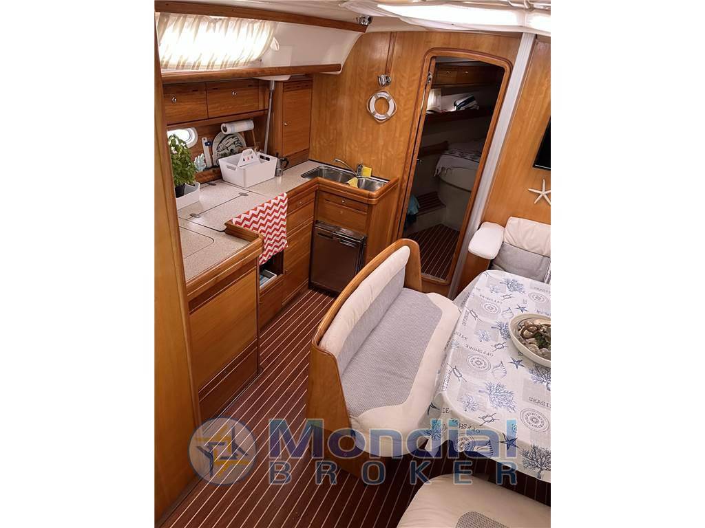 Bavaria 42 cruiser