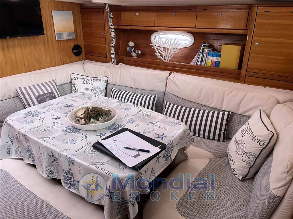Bavaria 42 cruiser