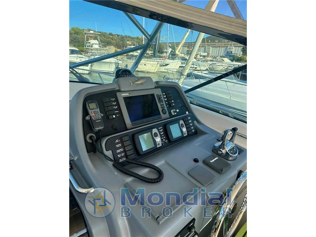 Bertram yacht 360 moppie