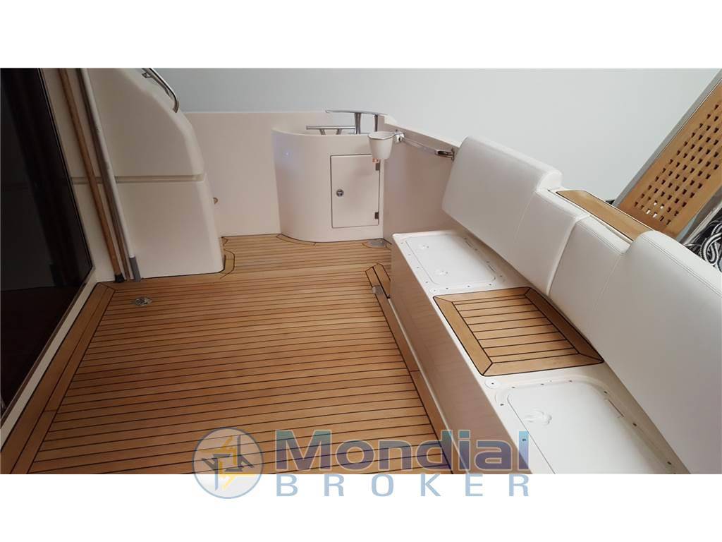 Rodman Muse 44