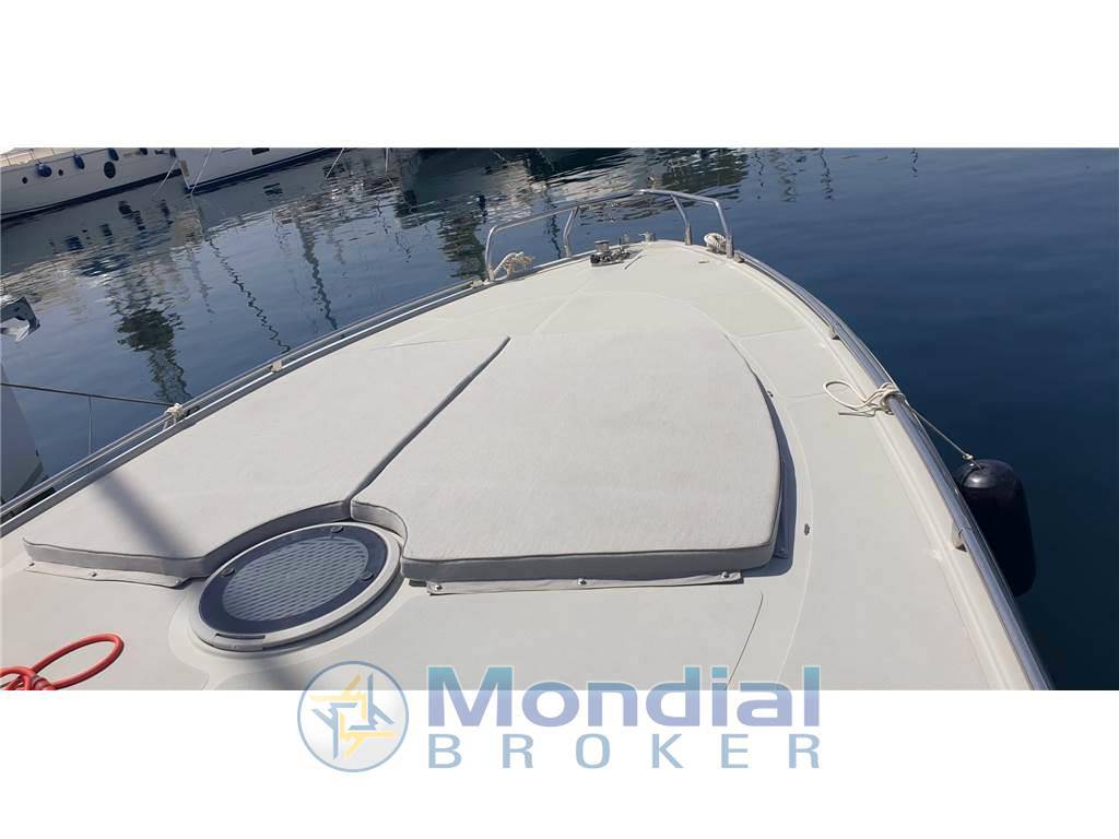 Cantieri di baia Flash 48