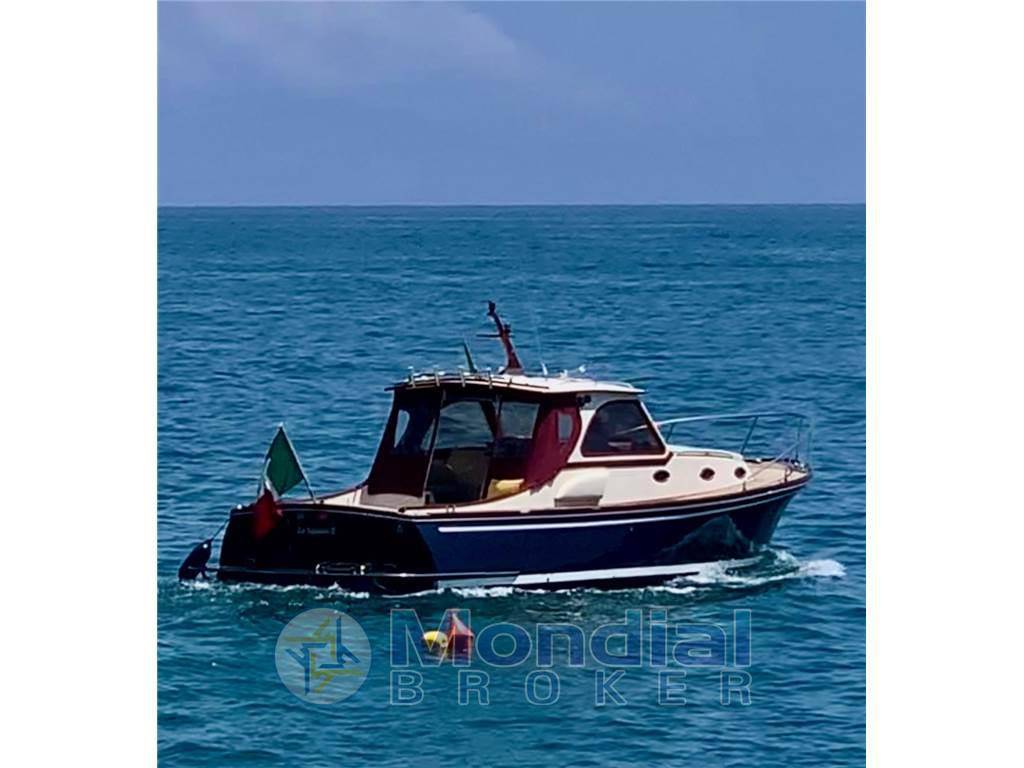 Austin parker Lobster 37 speedster