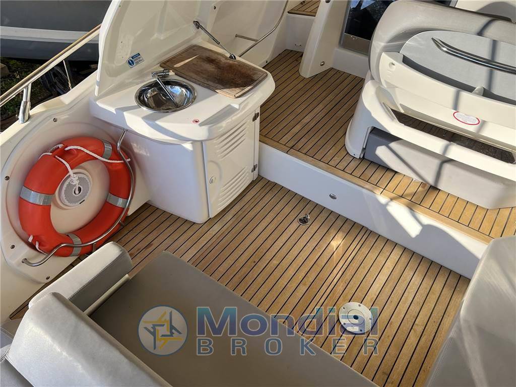 Cranchi Endurance 30