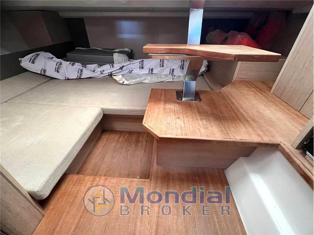 Cranchi Endurance 30