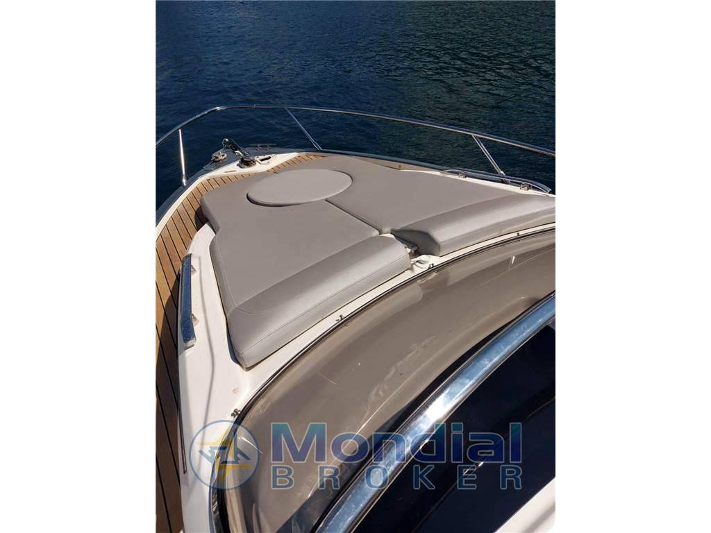 Cranchi Endurance 30