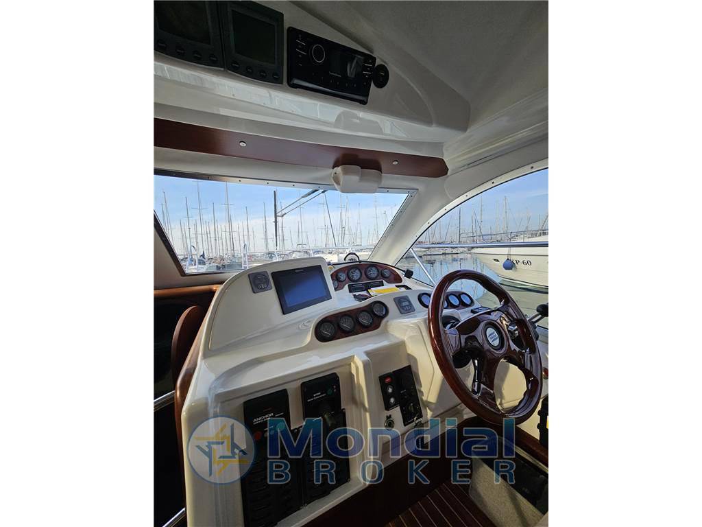Galeon 380 fly