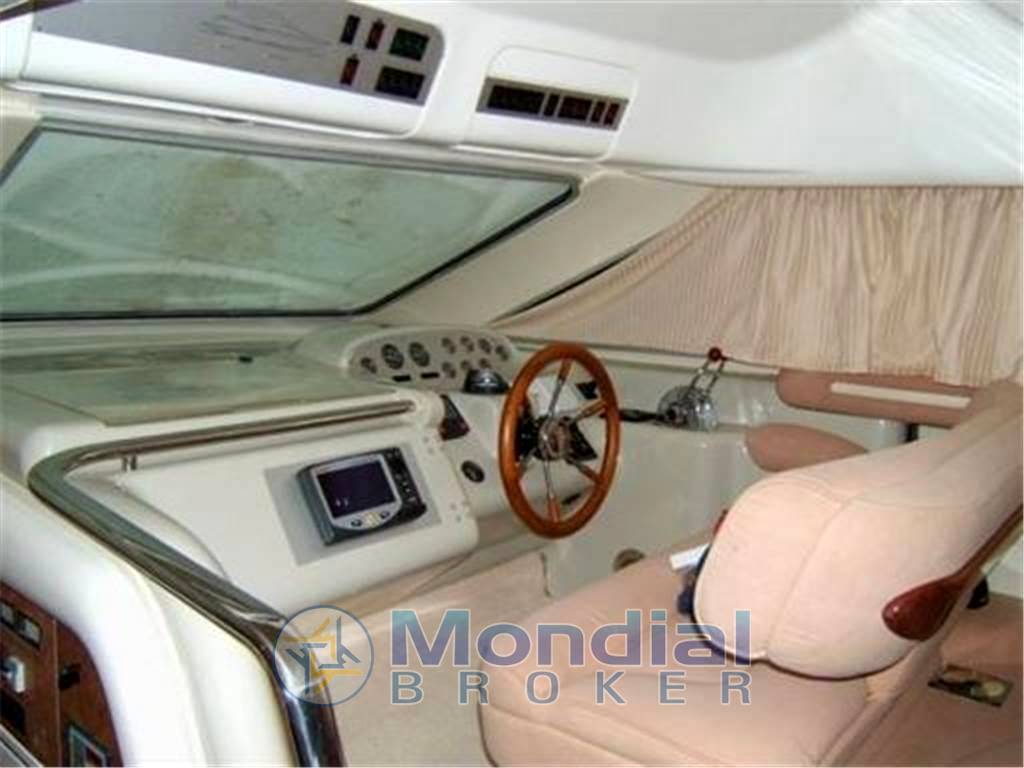 Sealine F44