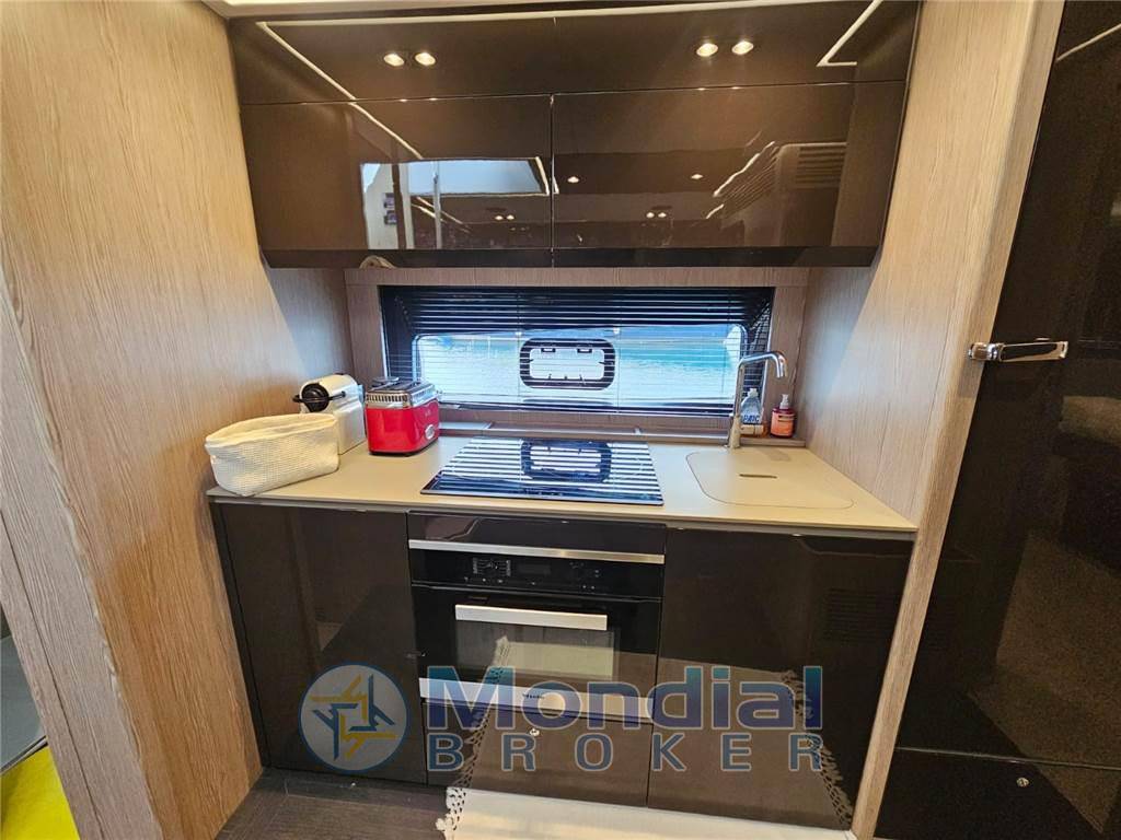 Azimut Atlantis s1