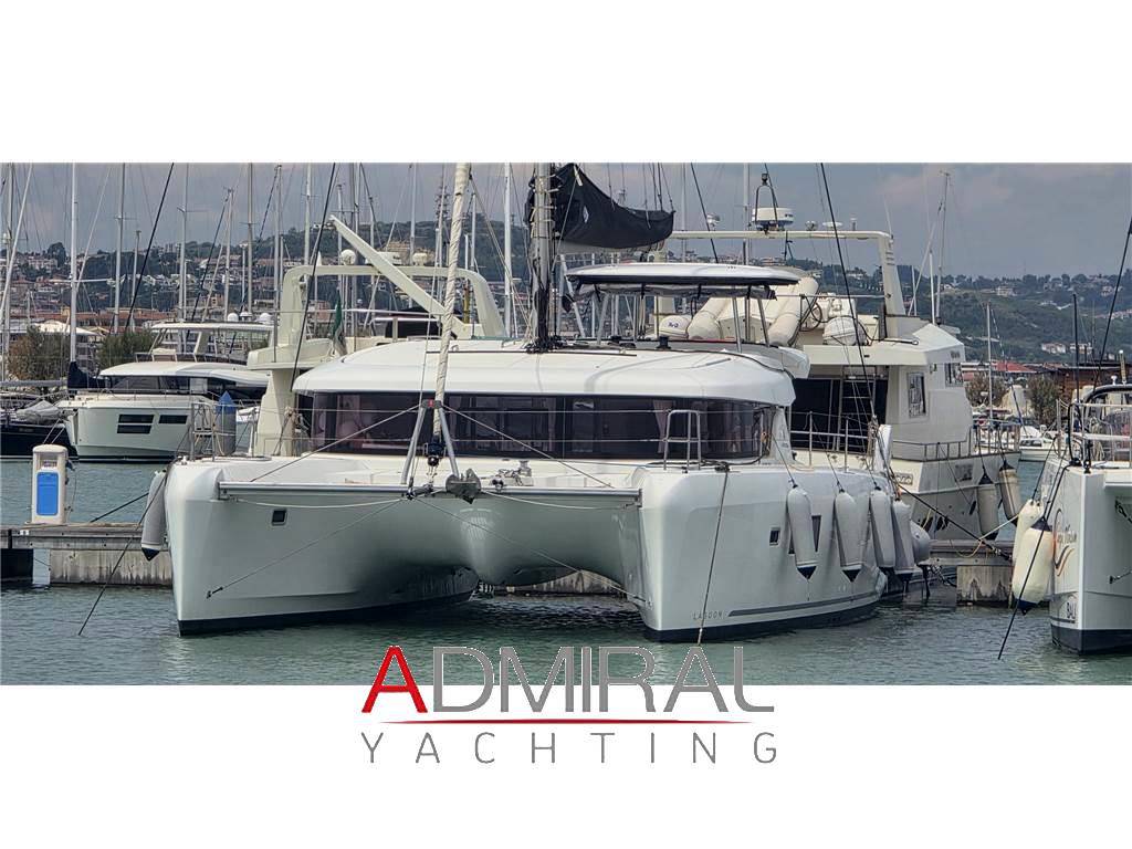 Lagoon 42