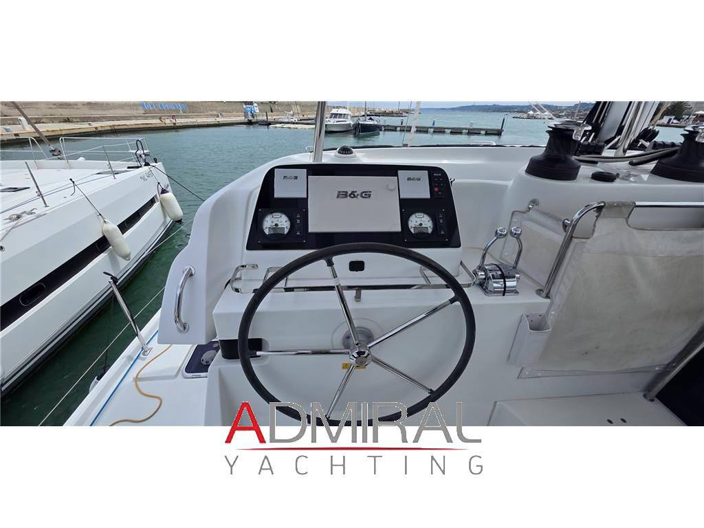 Lagoon 42