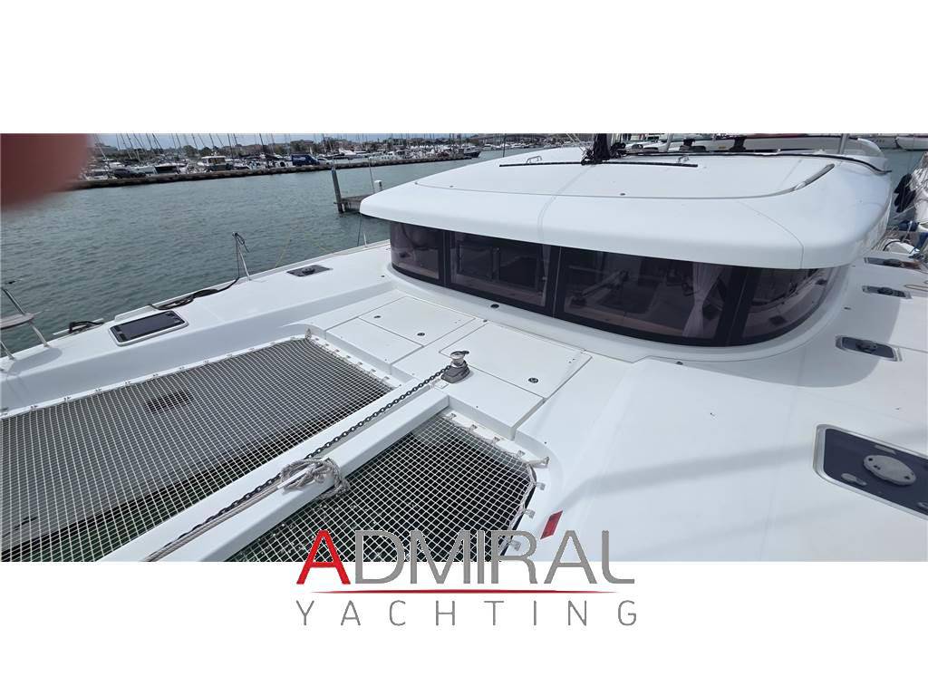 Lagoon 42