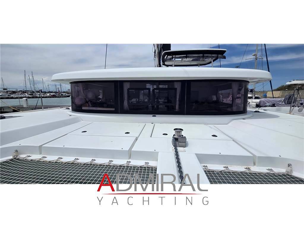 Lagoon 42