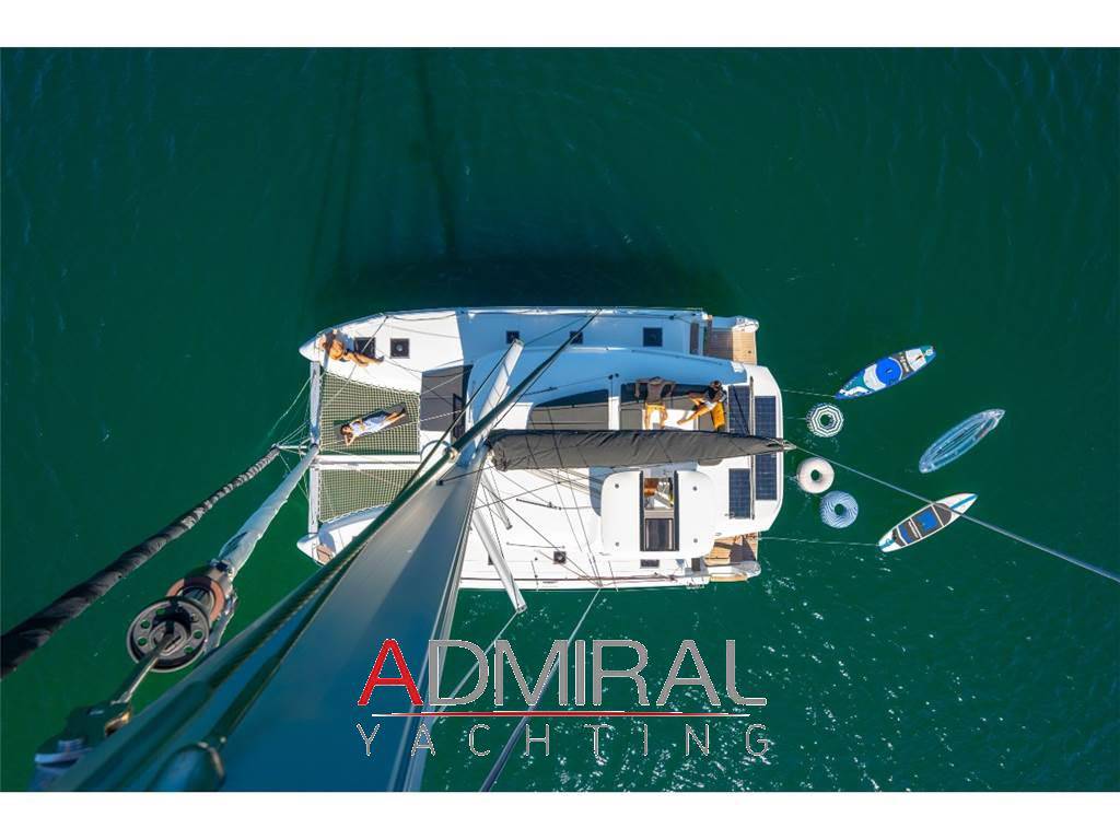 Lagoon 43