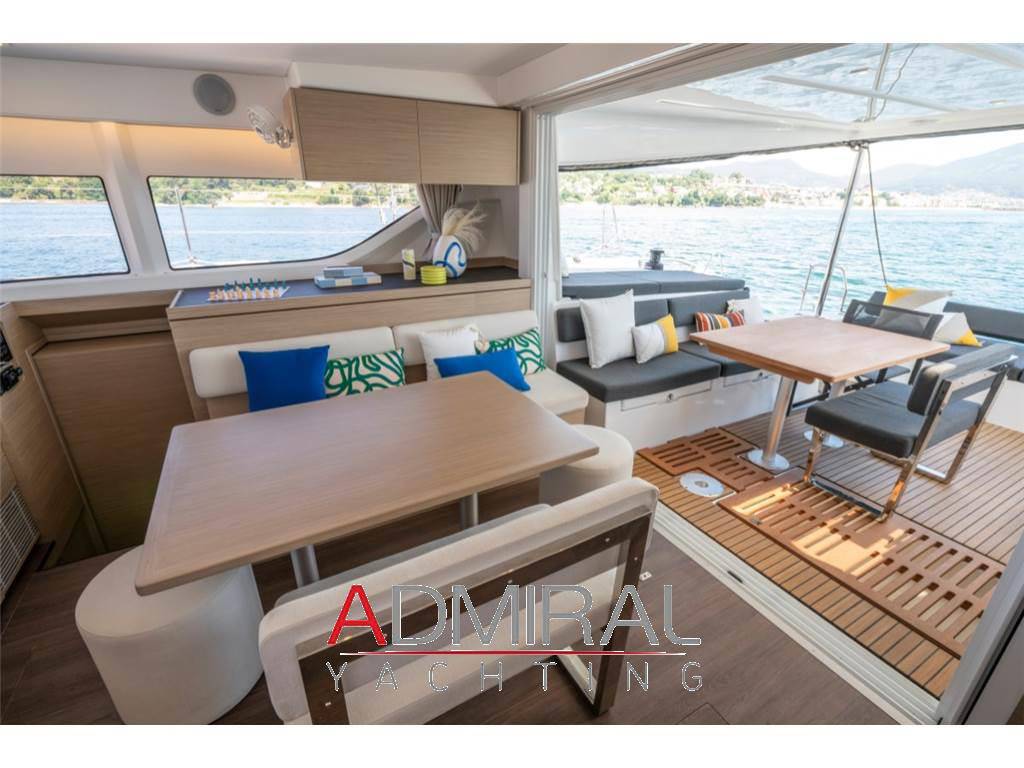 Lagoon 43