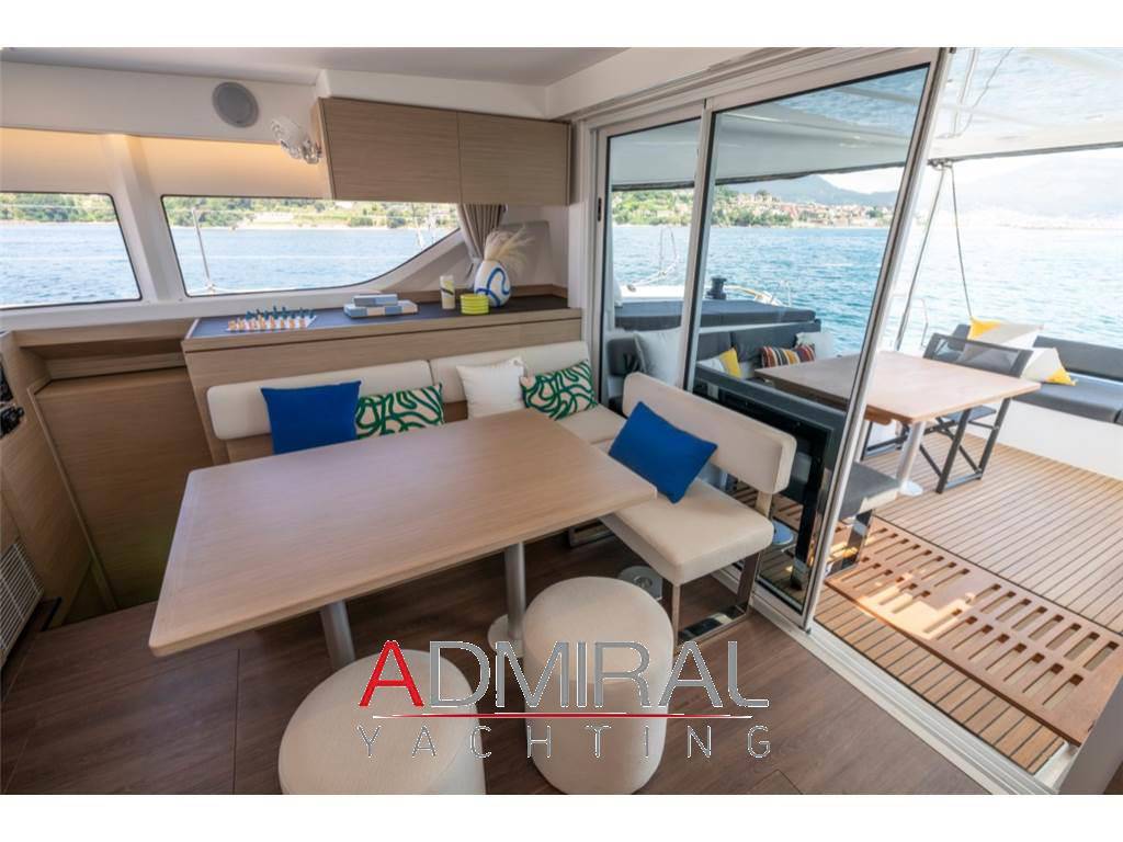 Lagoon 43