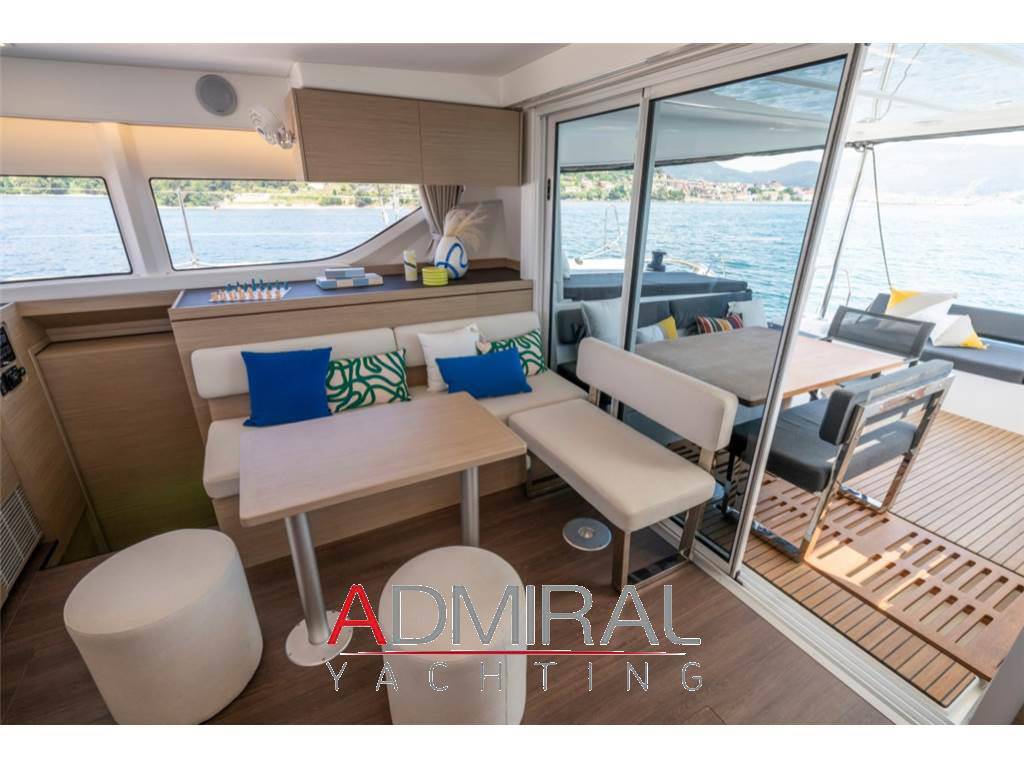 Lagoon 43