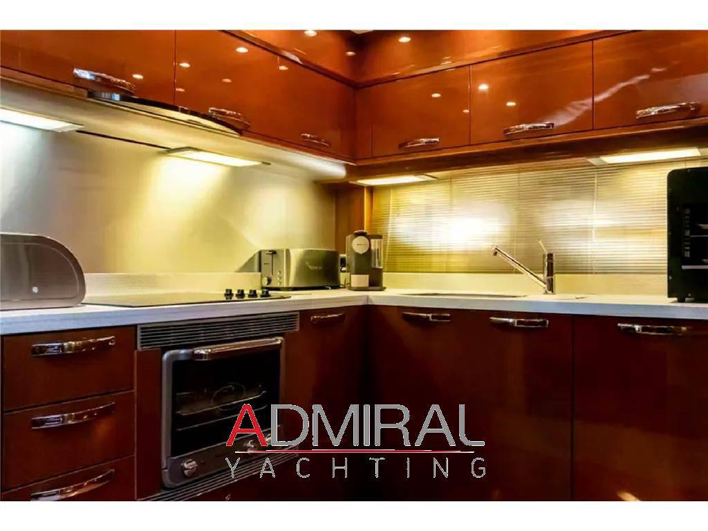 Princess yachts V65