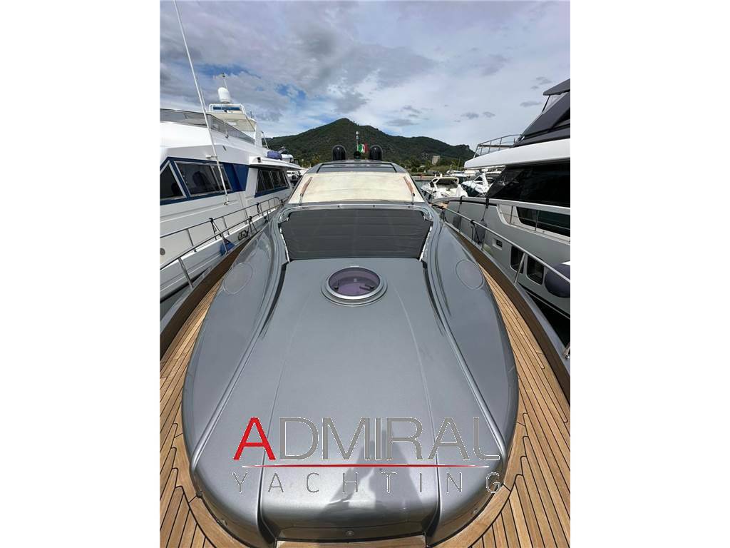 Pershing 70