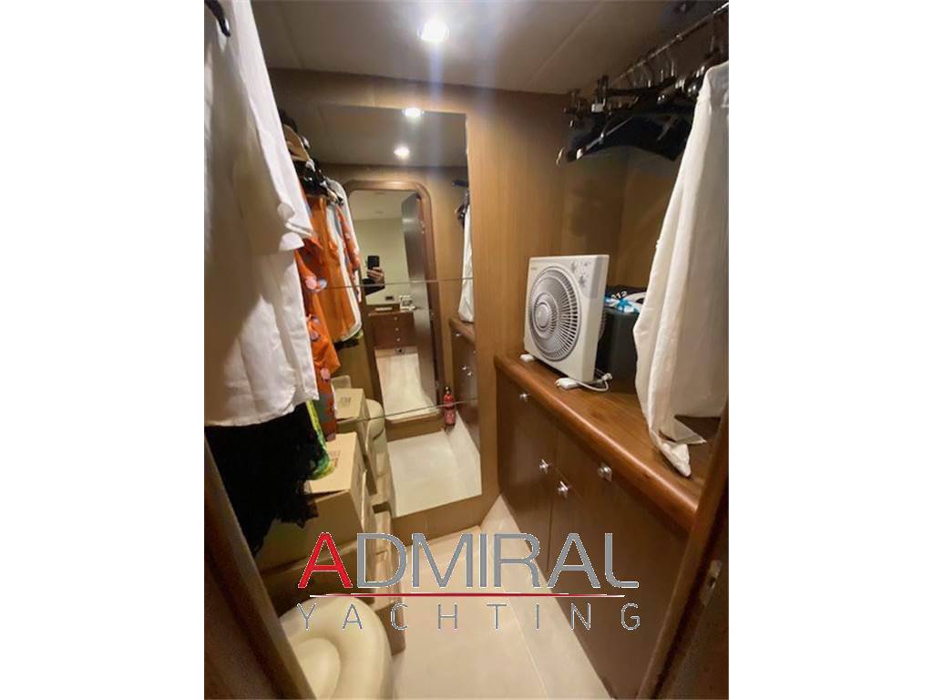 Sunseeker Predator 72