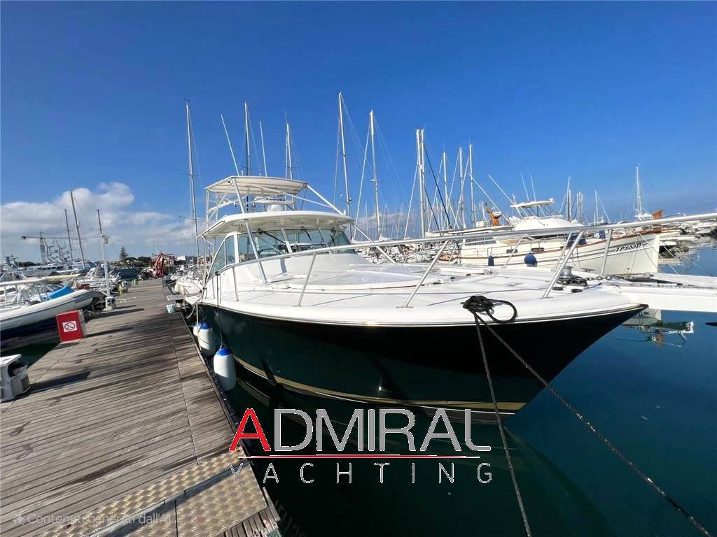 Luhrs 40 open