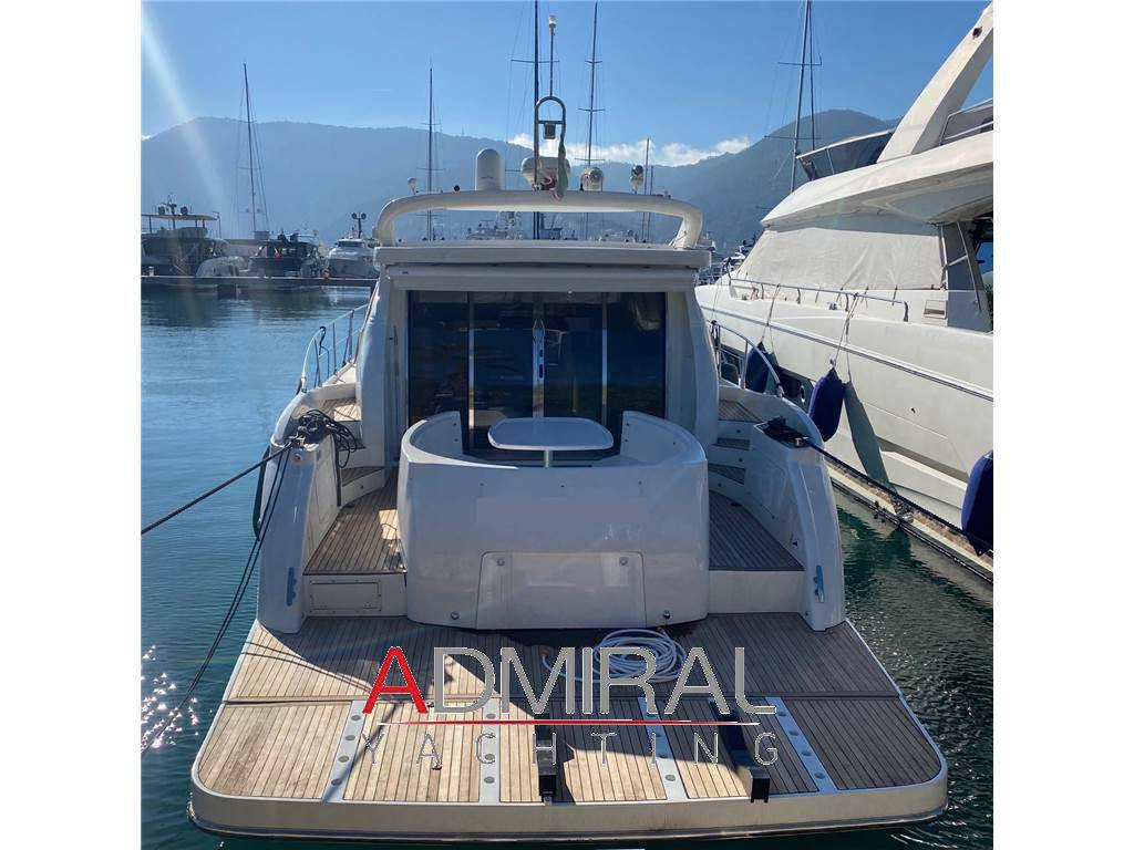 Innovazioni e progetti Alena 52 coupe'