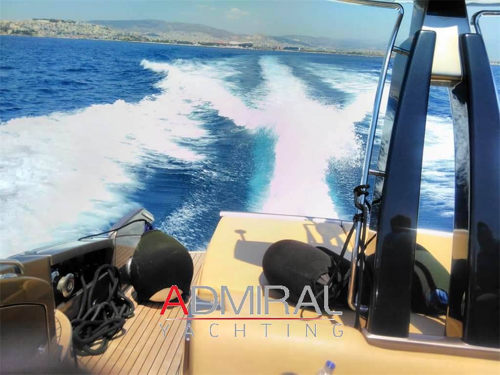 Riva 52 rivale