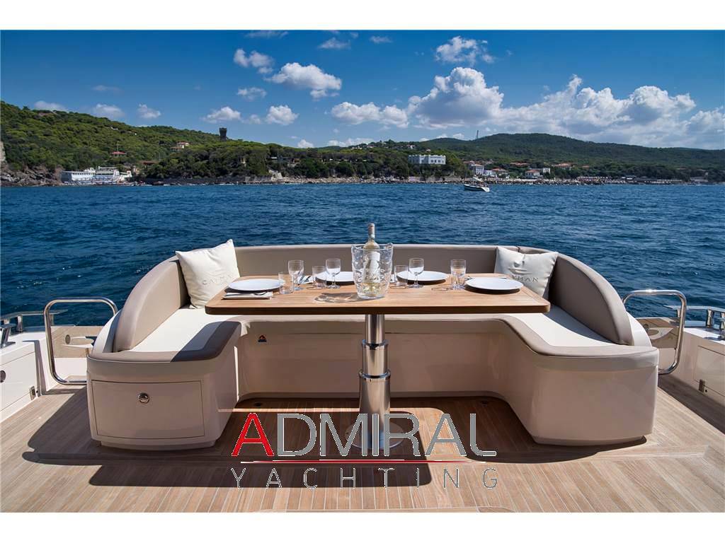 Cayman yachts S600