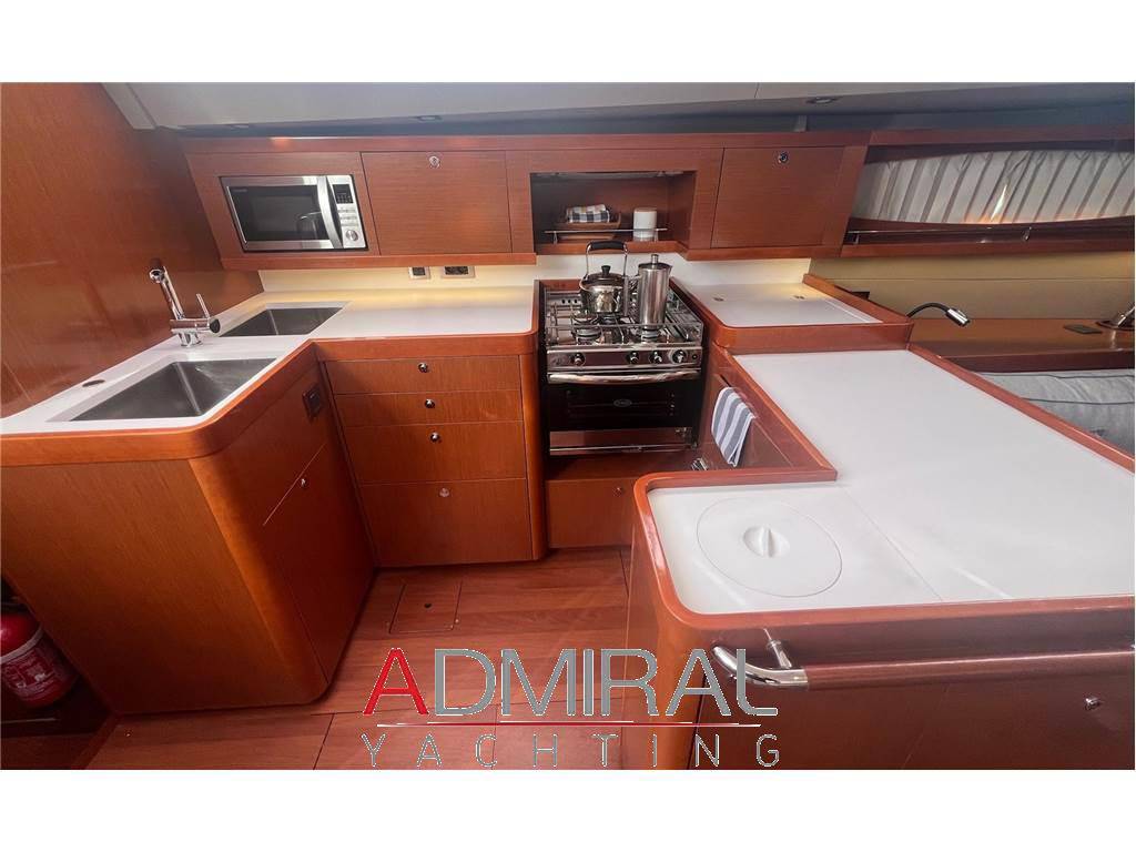 Beneteau Oceanis 60