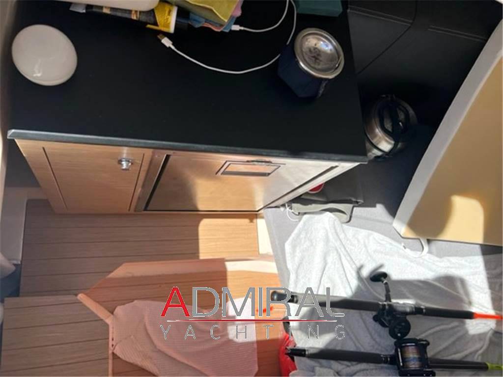 Sessa marine Key largo 27 inboard