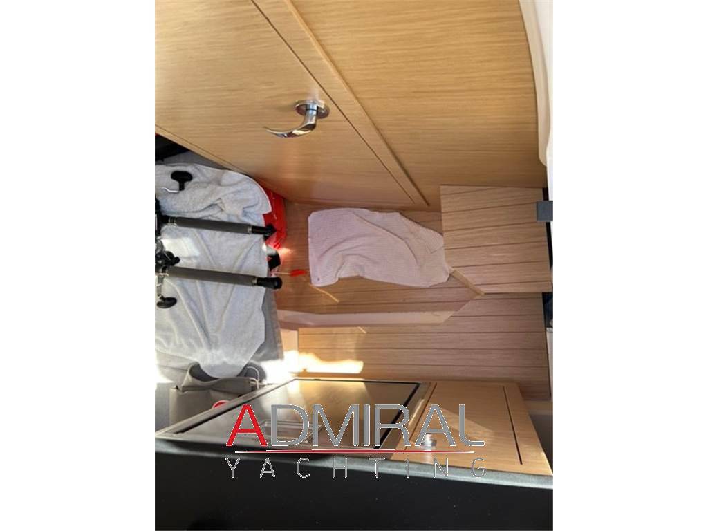 Sessa marine Key largo 27 inboard