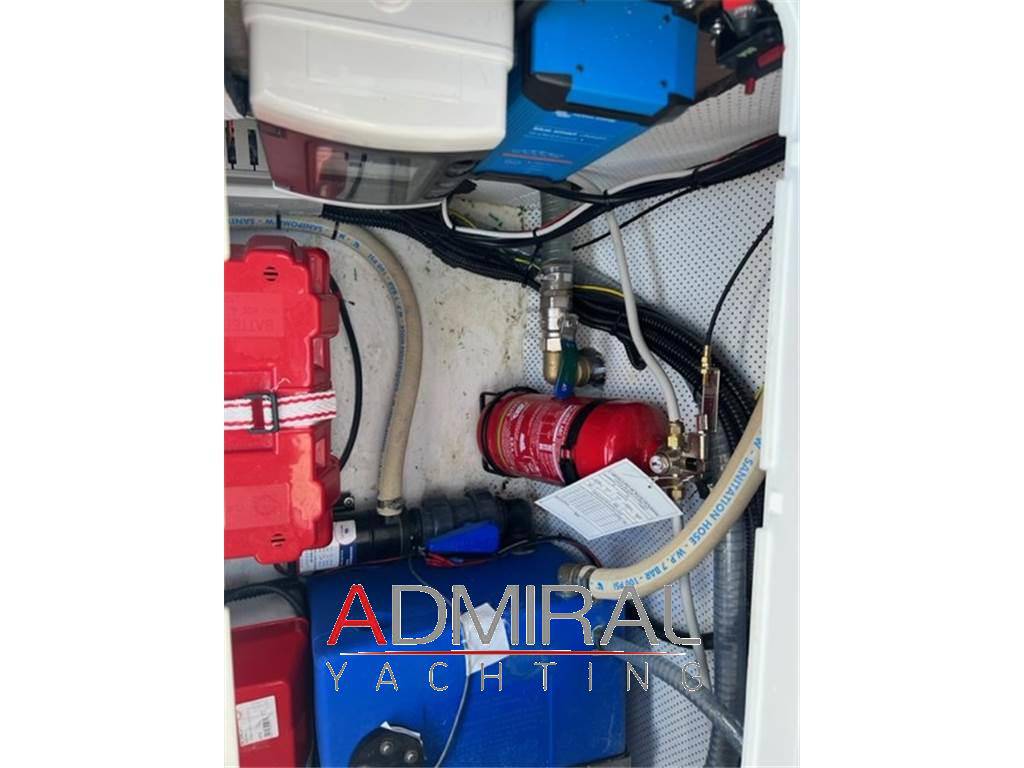 Sessa marine Key largo 27 inboard