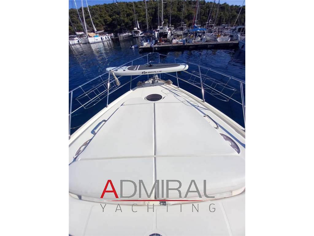 Azimut 62