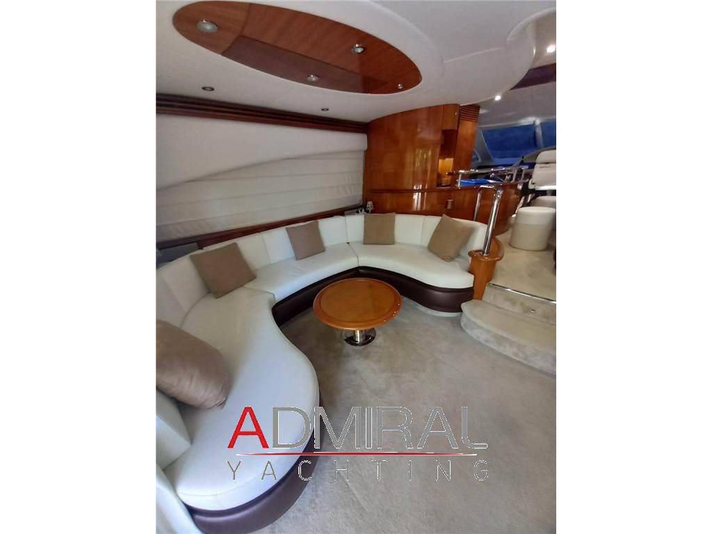 Azimut 62