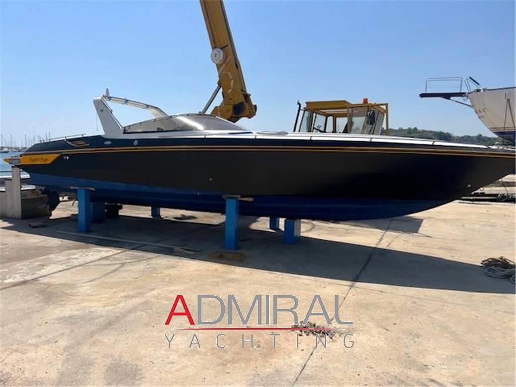 Wellcraft marine Scarab 31