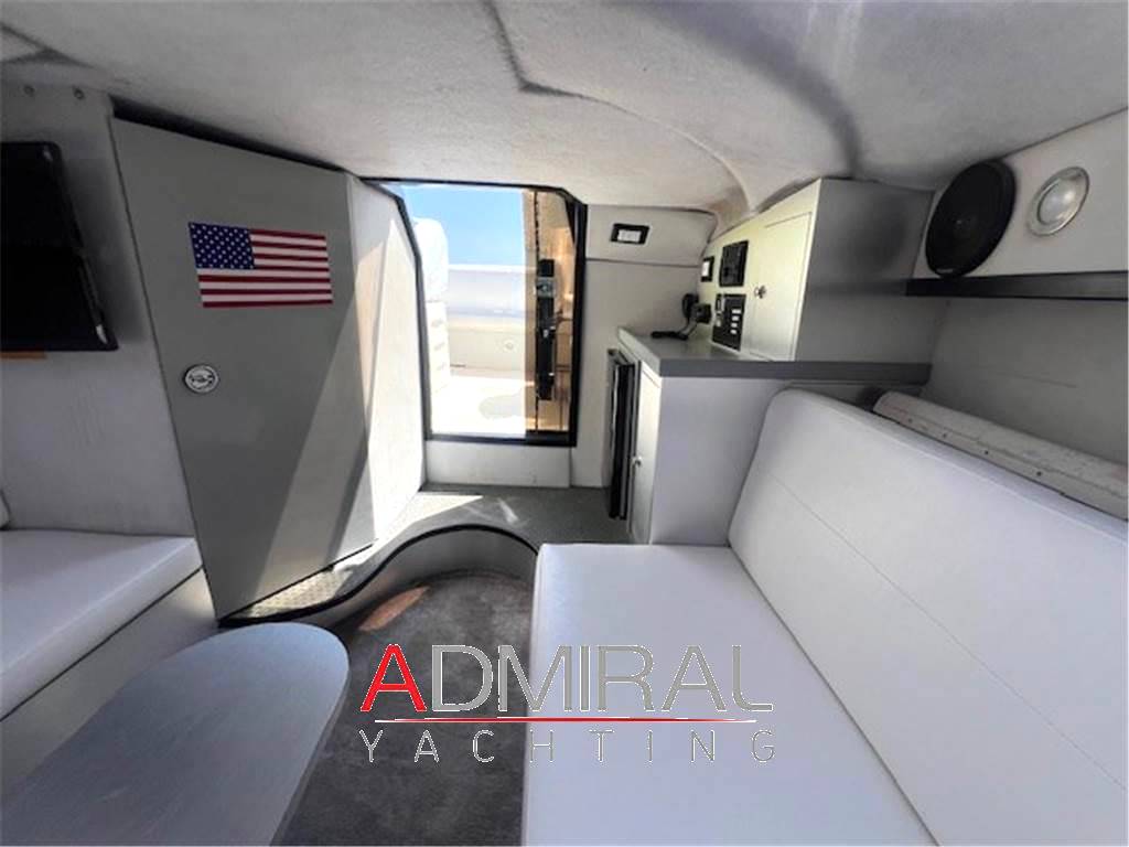 Wellcraft marine Scarab 31