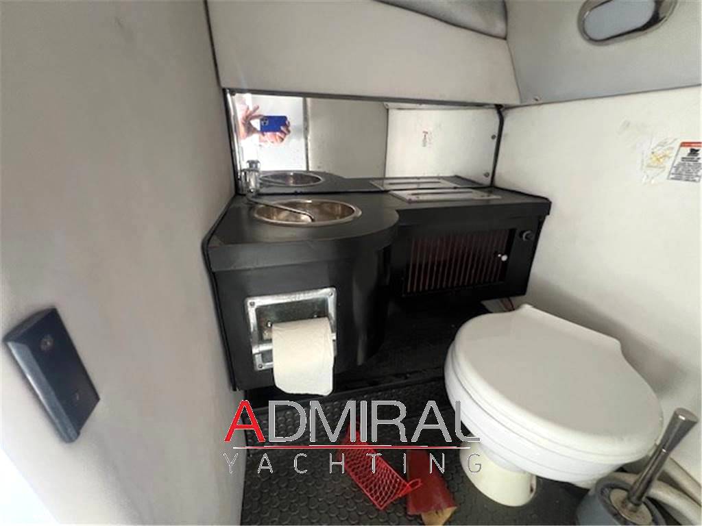 Wellcraft marine Scarab 31