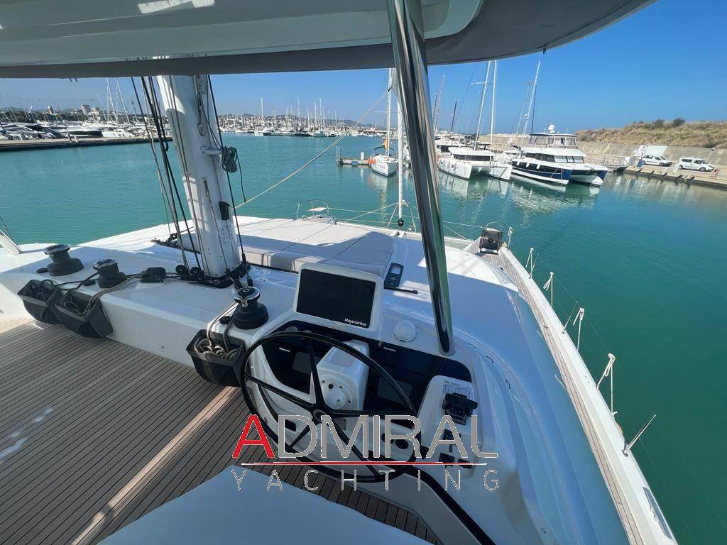 Lagoon 55