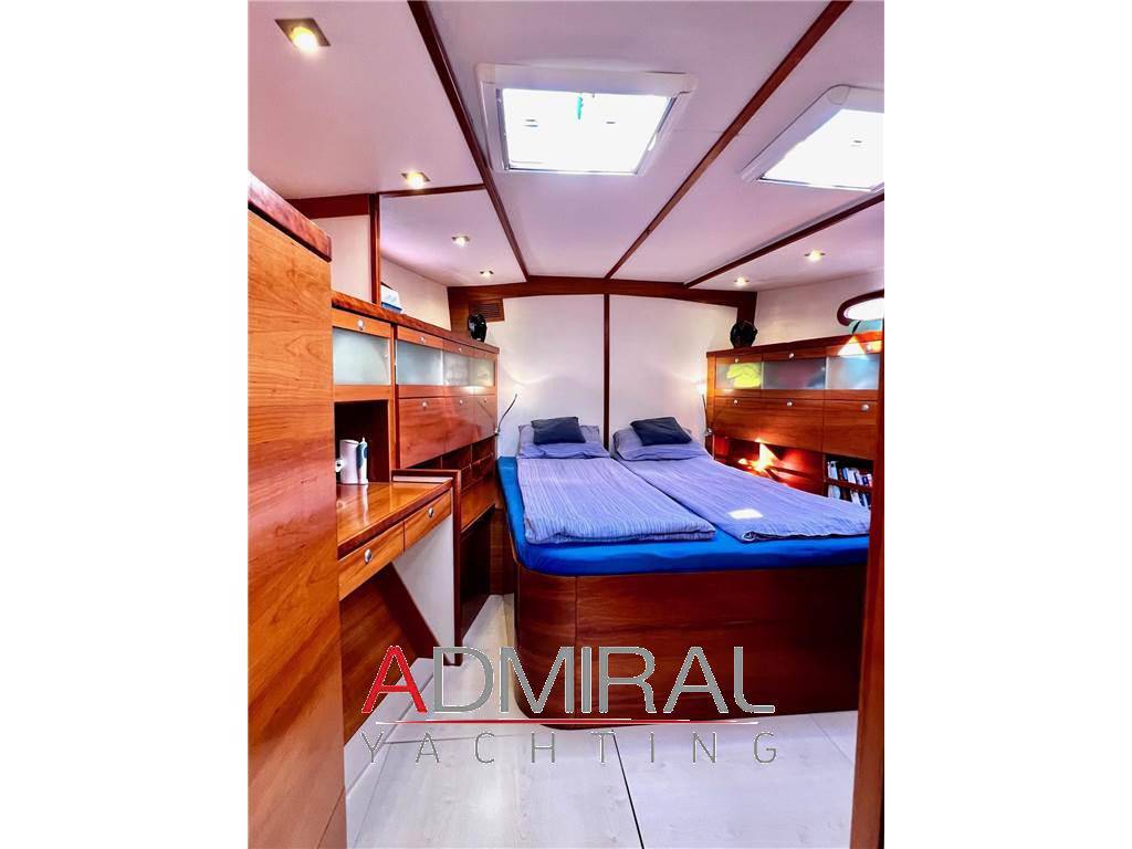 Hanse 531