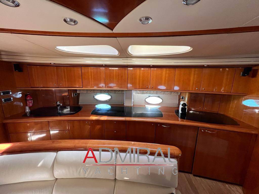 Sunseeker Predator 75