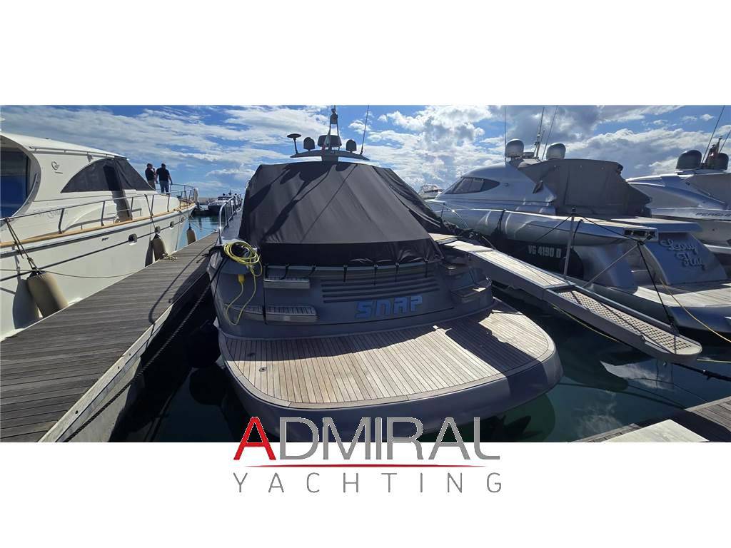 Pershing 52'