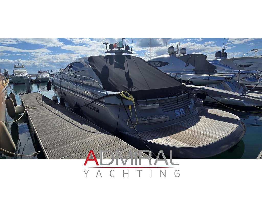 Pershing 52'