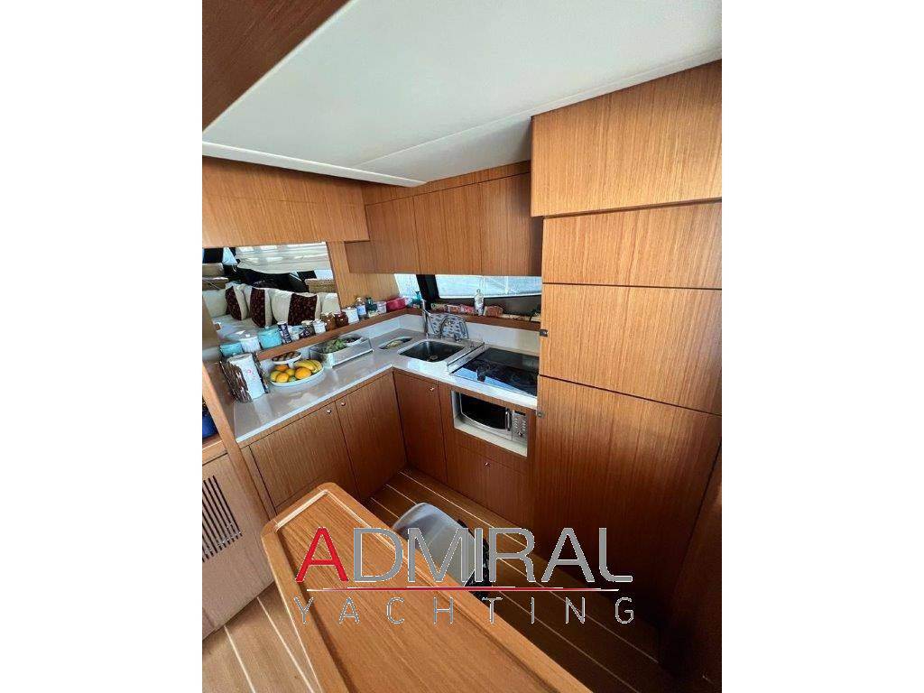 Ferretti yachts Ferretti 592