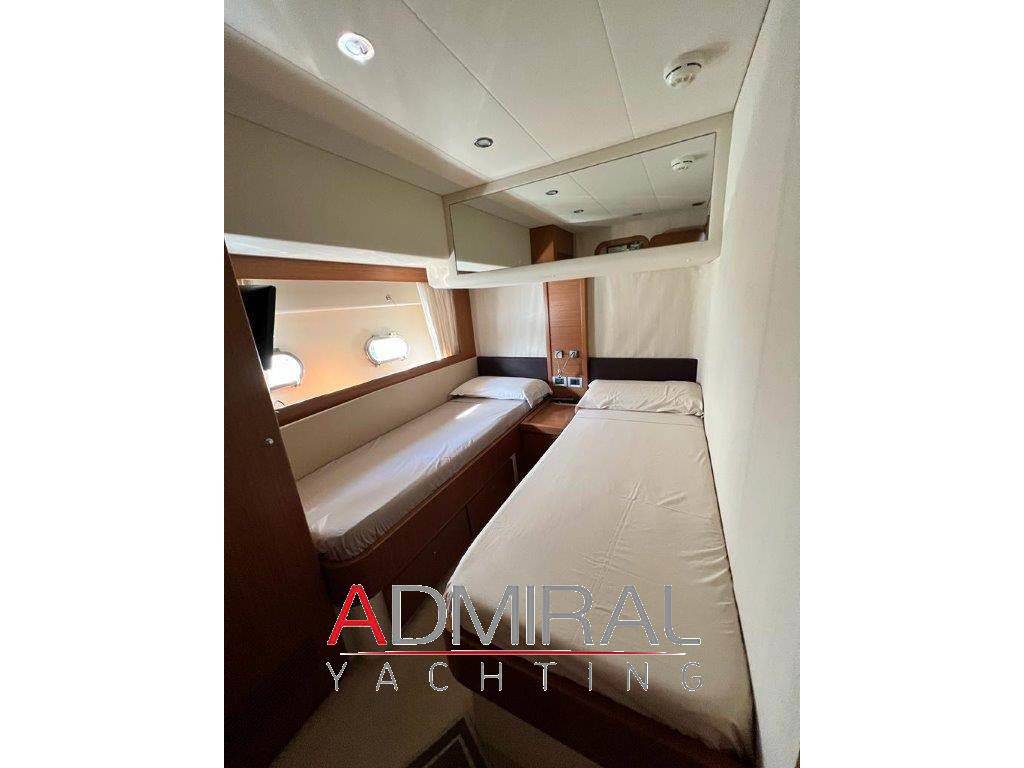 Ferretti yachts Ferretti 592